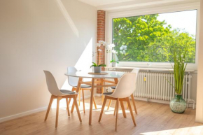 Moin Apartment Mit 2 Balkonen u kostenlosen Parkmöglichkeiten